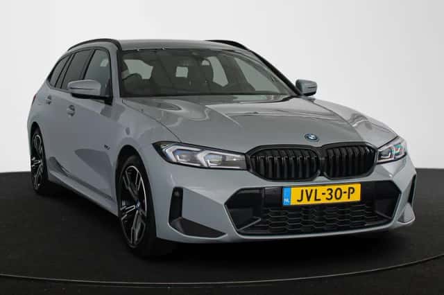BMW 3-Serie (2022) thumbnail 2