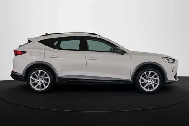 CUPRA Formentor (2022) thumbnail 32