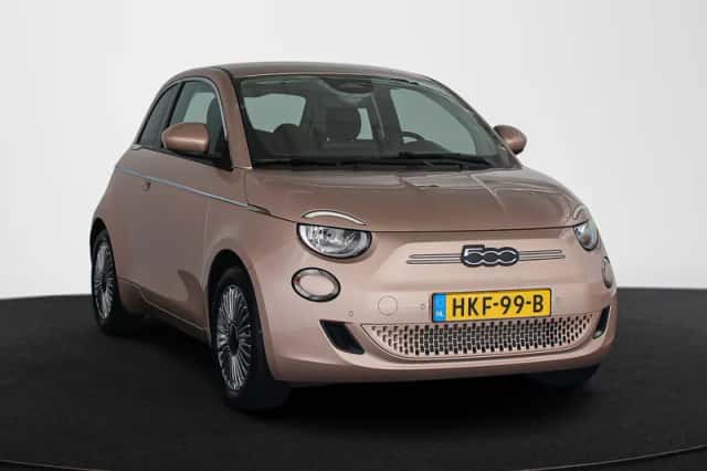 Fiat 500 (2025) thumbnail 2