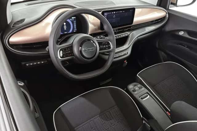 Fiat 500 (2025) thumbnail 5