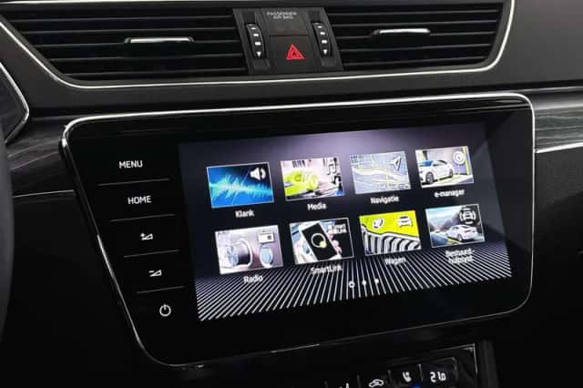 Škoda Superb (2023) thumbnail 14