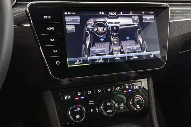 Škoda Superb (2023) thumbnail 26