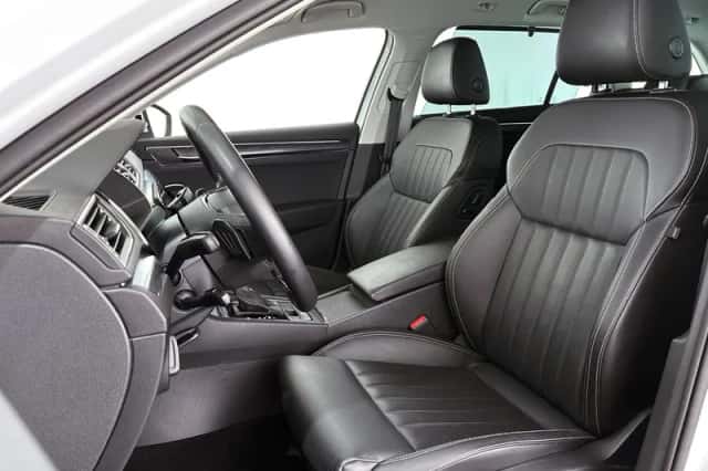 Škoda Superb (2023) thumbnail 6
