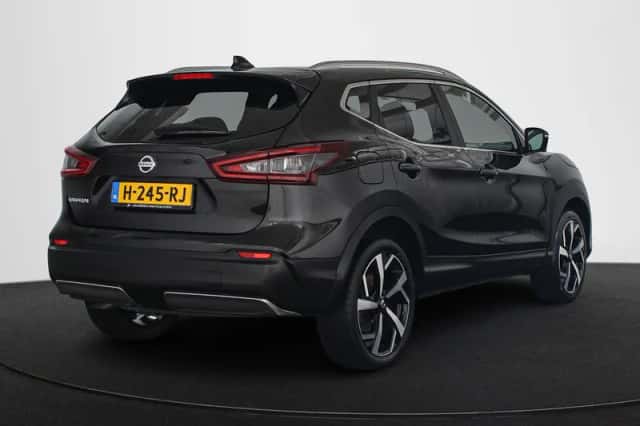 Nissan Qashqai (2020) thumbnail 3