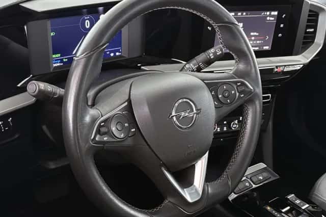 Opel Mokka-e (2022) thumbnail 12