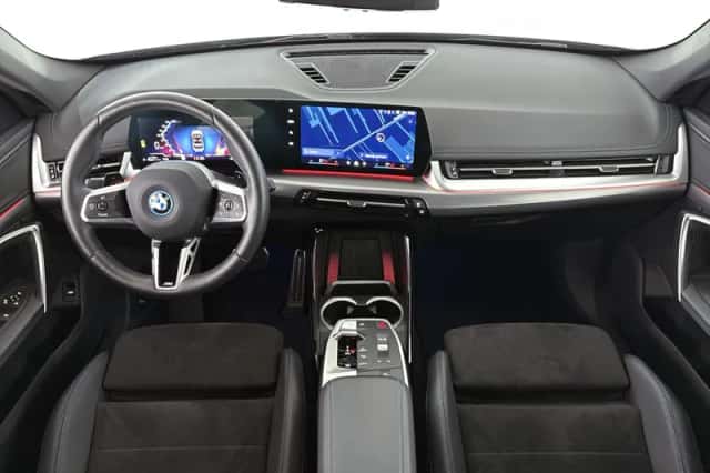 BMW X1 (2024) thumbnail 36