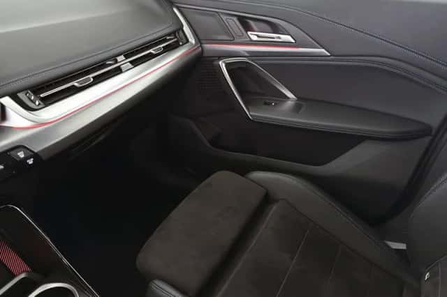 BMW X1 (2024) thumbnail 39