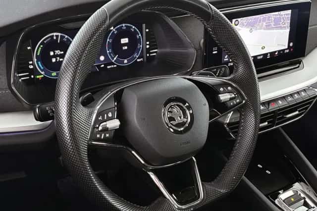 Škoda Octavia (2022) thumbnail 12