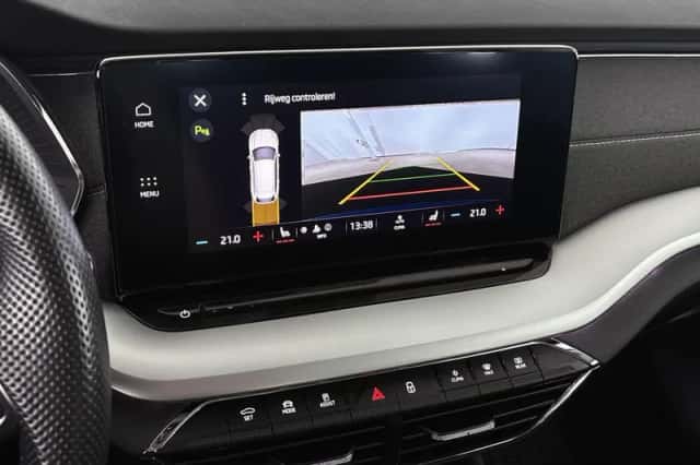 Škoda Octavia (2022) thumbnail 16