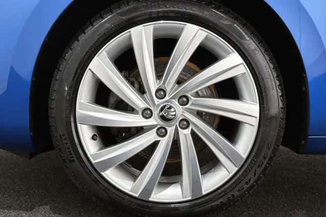 Škoda Octavia (2022) thumbnail 24