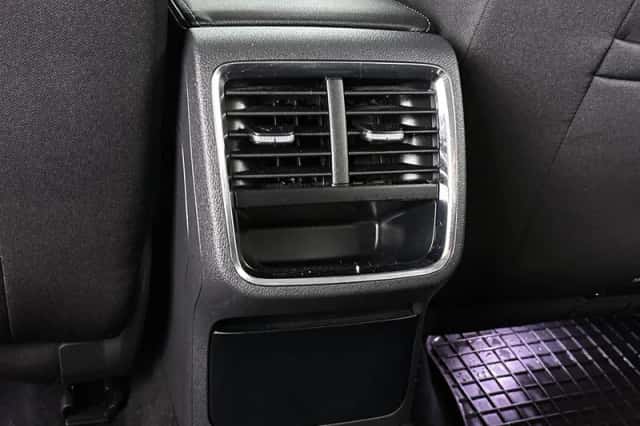 Škoda Octavia (2022) thumbnail 38