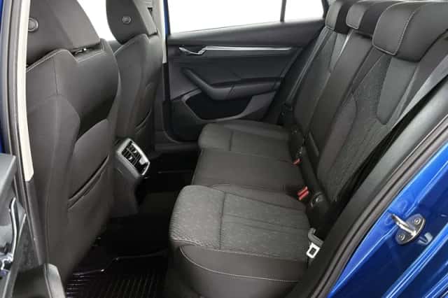 Škoda Octavia (2022) thumbnail 8