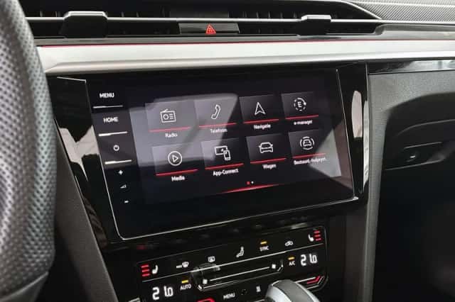 Volkswagen Arteon (2022) thumbnail 14