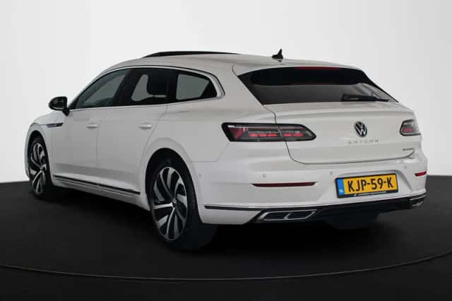 Volkswagen Arteon (2022) thumbnail 4