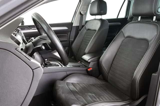 Volkswagen Passat (2023) thumbnail 6