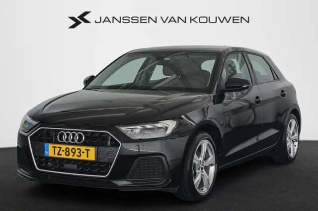 Audi A1 (2018) thumbnail 1