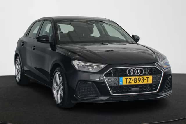 Audi A1 (2018) thumbnail 2