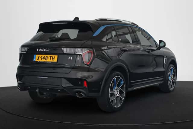Lynk & Co 01 (2024) thumbnail 3
