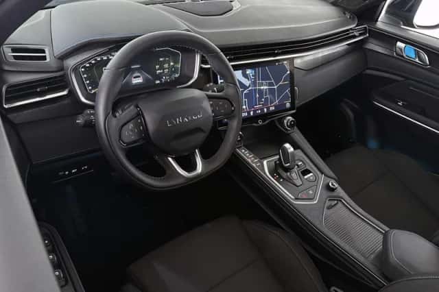 Lynk & Co 01 (2024) thumbnail 5