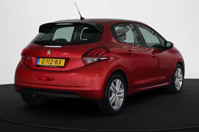 Peugeot 208 (2019) thumbnail 3