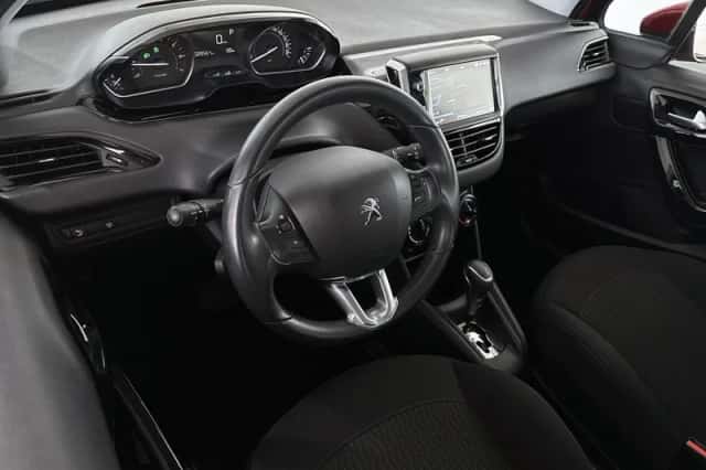 Peugeot 208 (2019) thumbnail 5