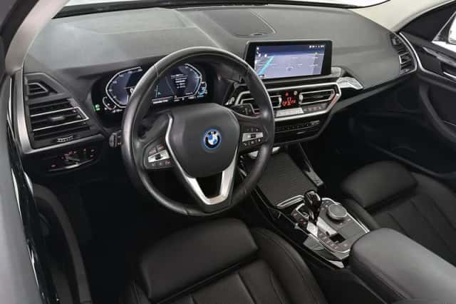 BMW X3 (2022) thumbnail 5