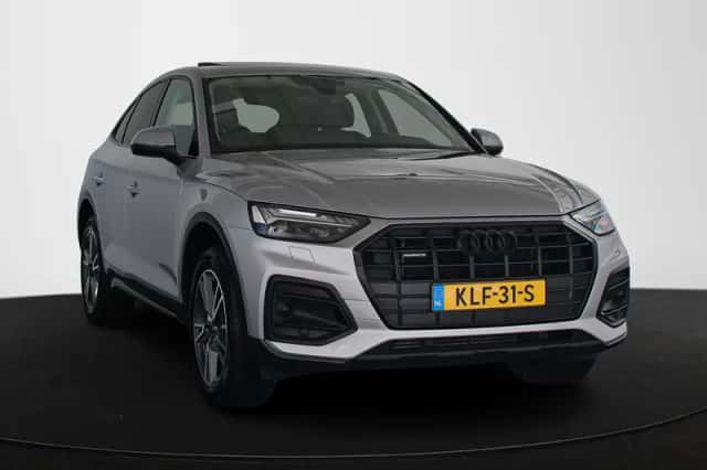 Audi Q5 (2023) thumbnail 2