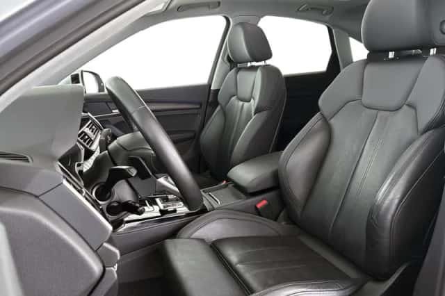 Audi Q5 (2023) thumbnail 6