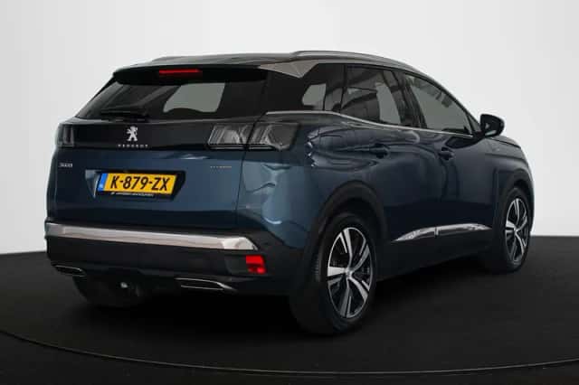 Peugeot 3008 (2021) thumbnail 3