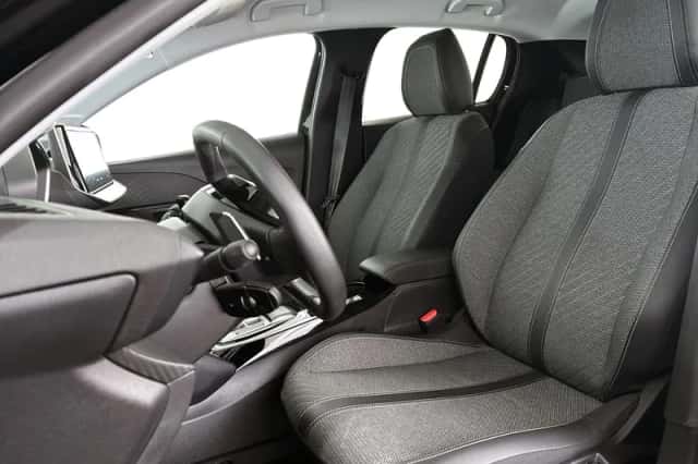 Peugeot 208 (2025) thumbnail 6