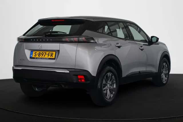 Peugeot 2008 (2023) thumbnail 3