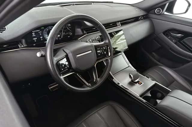 Land Rover Range Rover Evoque (2023) thumbnail 5