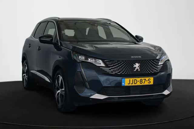 Peugeot 3008 (2022) thumbnail 2