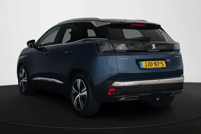 Peugeot 3008 (2022) thumbnail 4