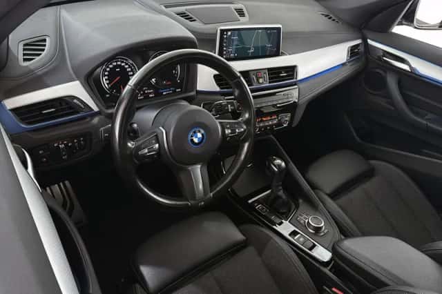 BMW X1 (2022) thumbnail 5