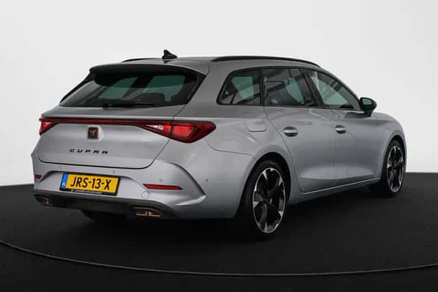 CUPRA Leon Sportstourer (2023) thumbnail 3