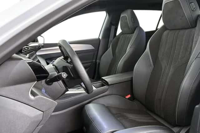 Peugeot 408 (2025) thumbnail 6