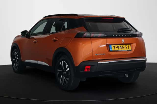 Peugeot e-2008 (2023) thumbnail 4