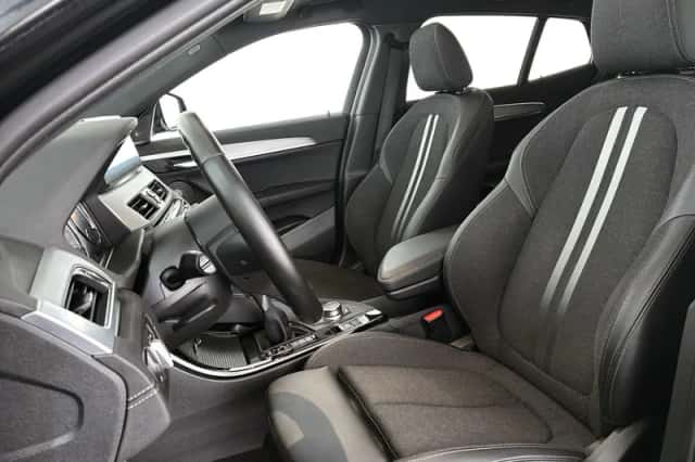 BMW X2 (2023) thumbnail 6