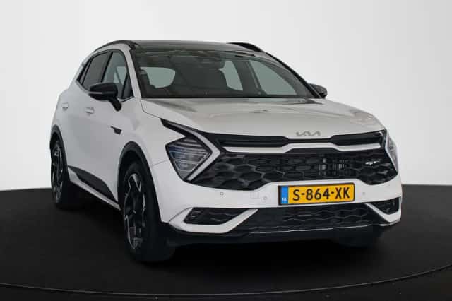 Kia Sportage (2023) thumbnail 2