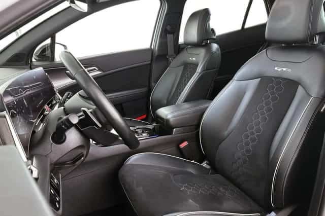 Kia Sportage (2023) thumbnail 6