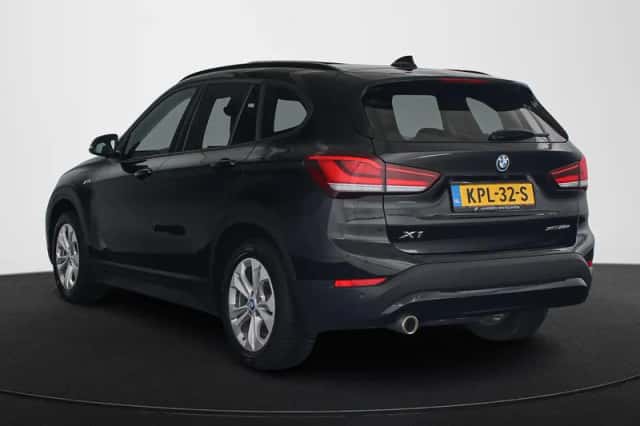 BMW X1 (2021) thumbnail 4