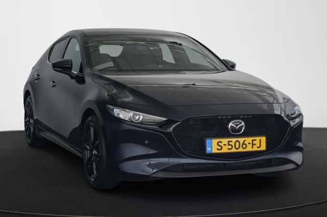 Mazda 3 (2023) thumbnail 2