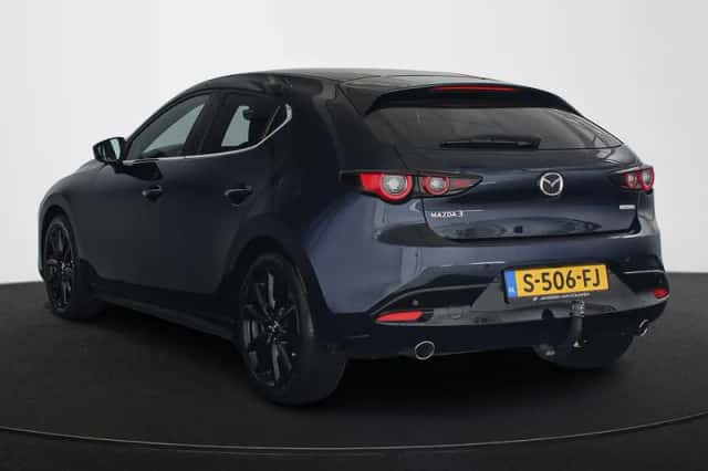Mazda 3 (2023) thumbnail 4