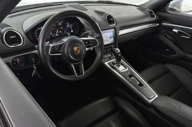 Porsche 718 (2021) thumbnail 5