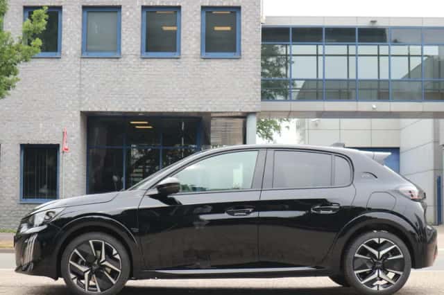 Peugeot 208 (2026) thumbnail 2