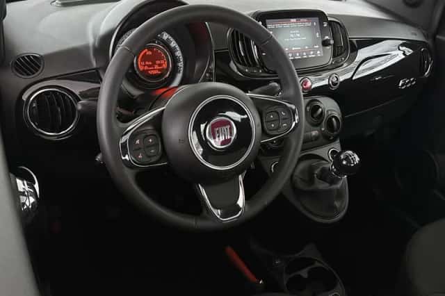 Fiat 500 (2024) thumbnail 5