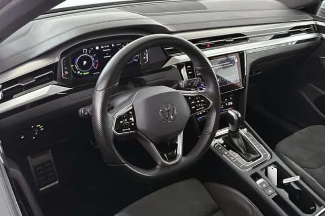 Volkswagen Arteon (2022) thumbnail 5