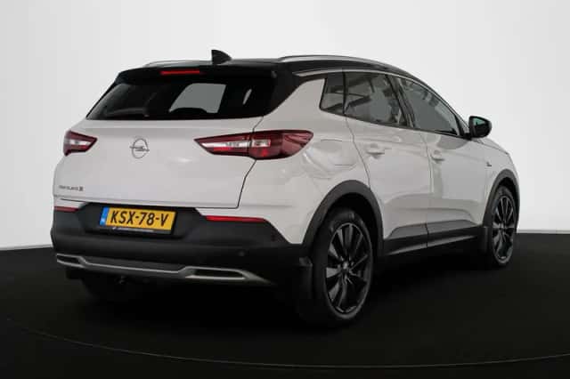Opel Grandland X (2020) thumbnail 3