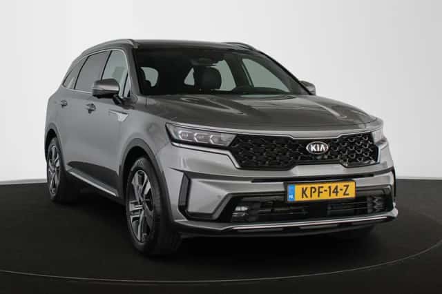 Kia Sorento (2021) thumbnail 2